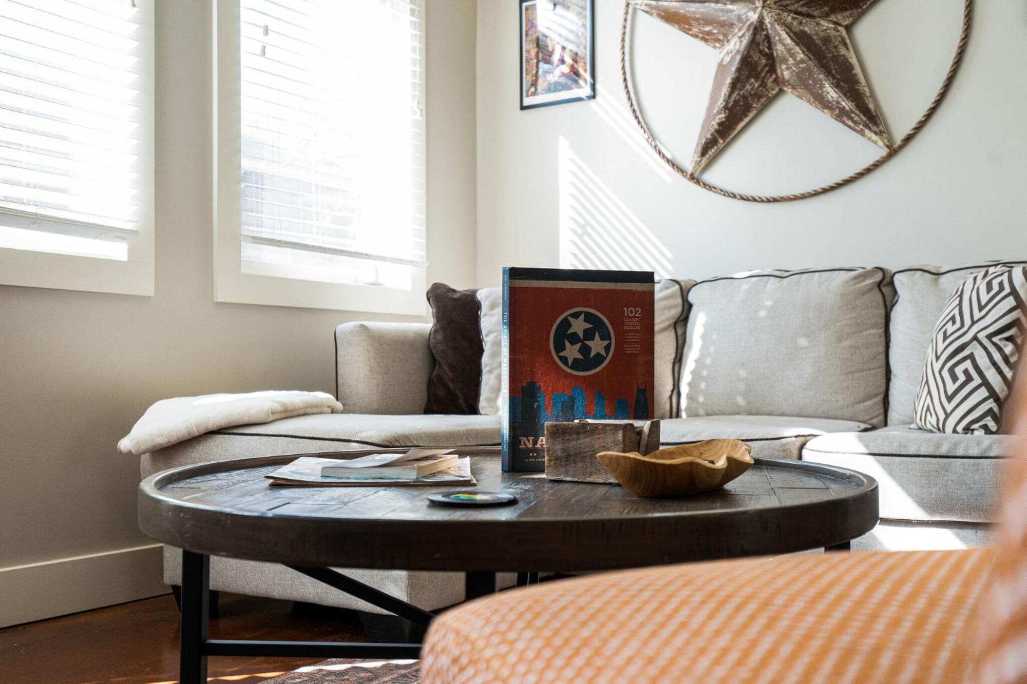 The Celebrity - Minutes To Broadway With A Balcony Leilighet Nashville Eksteriør bilde