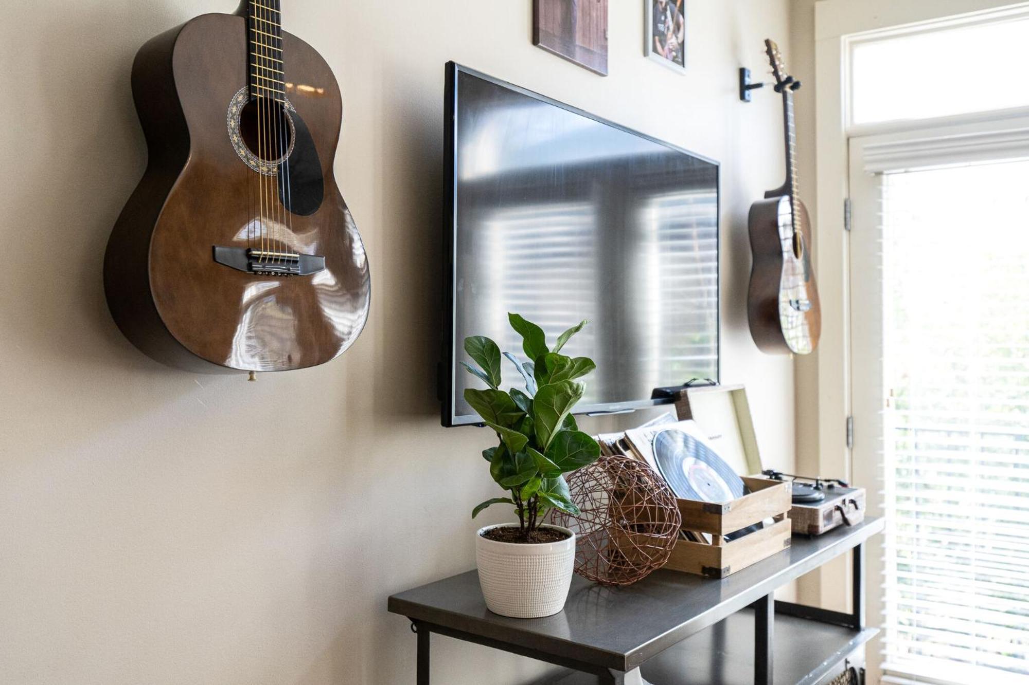 The Celebrity - Minutes To Broadway With A Balcony Leilighet Nashville Eksteriør bilde