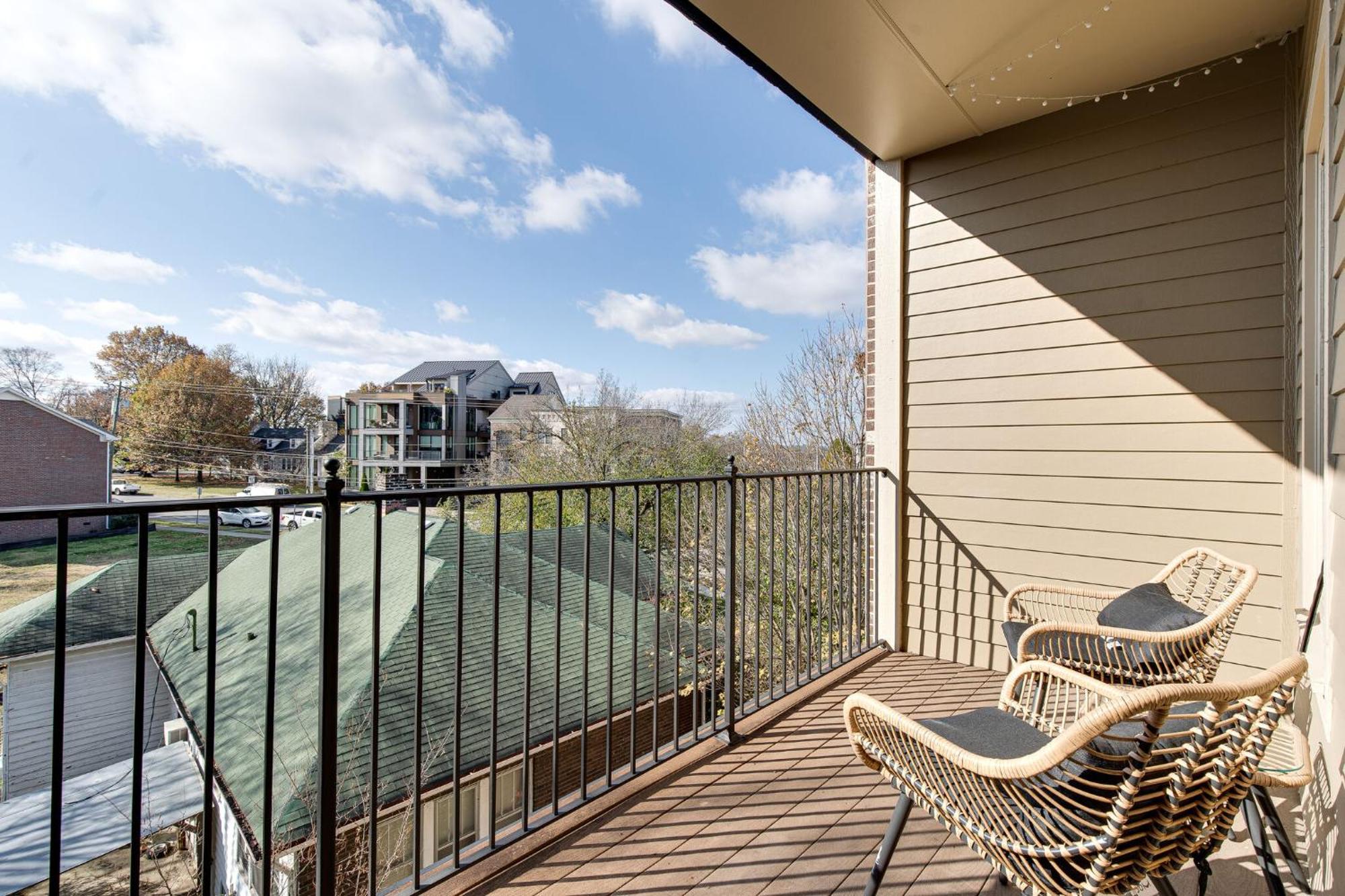 The Celebrity - Minutes To Broadway With A Balcony Leilighet Nashville Eksteriør bilde